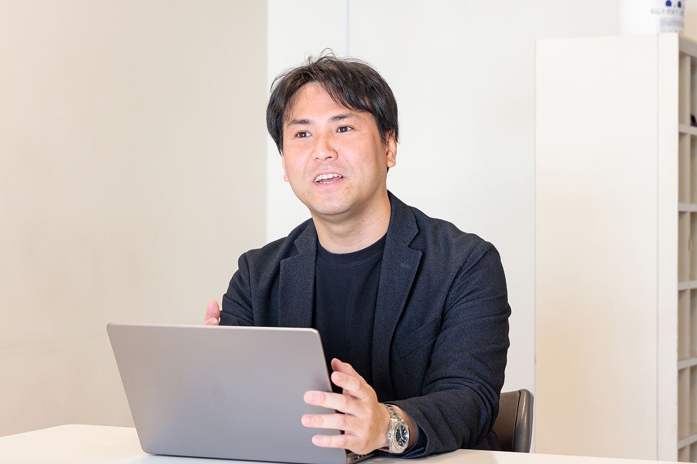 石田アドバイザー